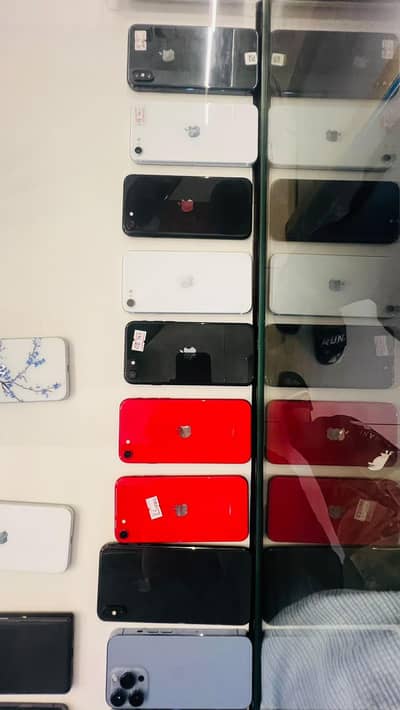 Apple iPhone SE