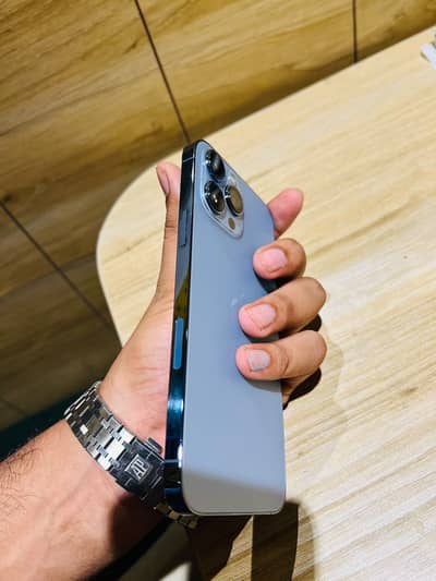 Apple iPhone 13 Pro Max