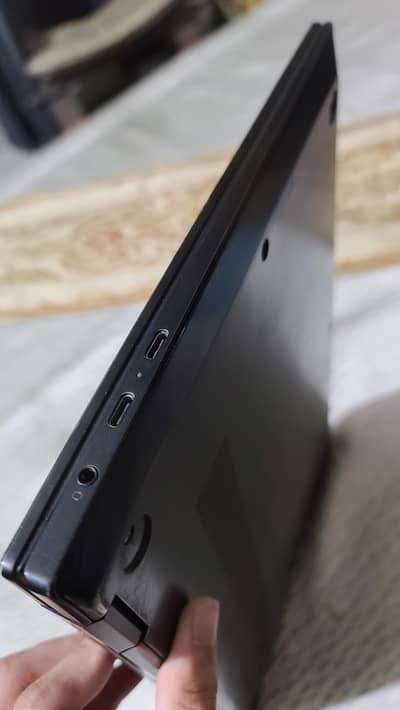 LG Gram 16" Intel Core i7 11th Gen High-End laptop | Negotiatable