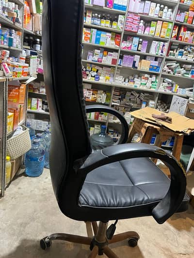 PREMIUM REXINE CHAIR FOR SALE