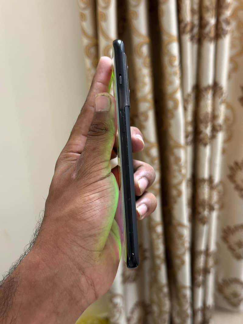 One Plus 10 Pro 5