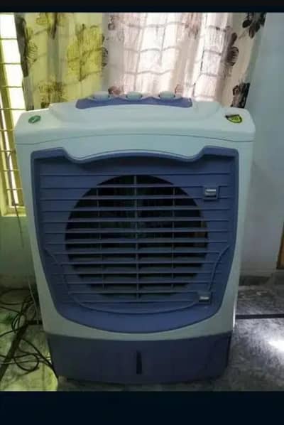 Air room cooler available in good condition