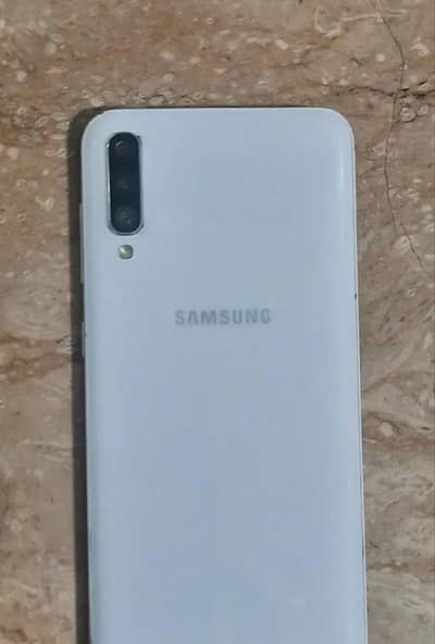 Samsung Mobile A30s 4 64  A one mobile with box