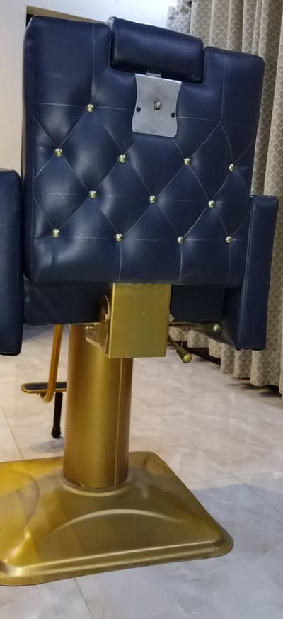 salon chair 