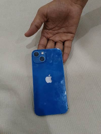 Apple iPhone 13