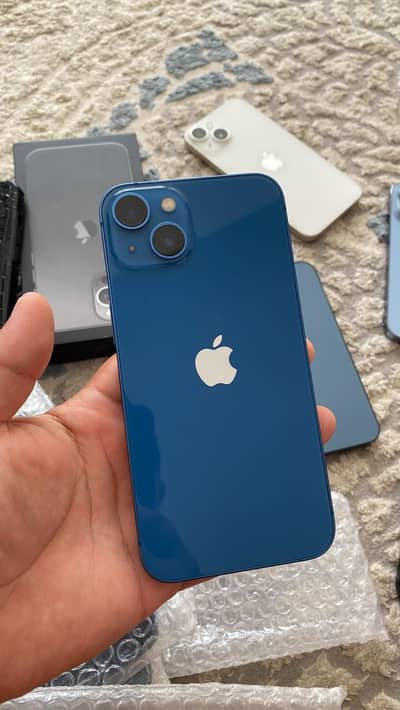 Apple iPhone 13 / PRICE MENTIONED IN DESCRIPTION