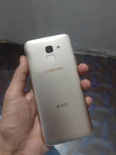 Samsung Mobile J6 with box