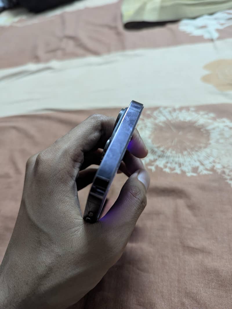 Apple iPhone 14 Pro 1