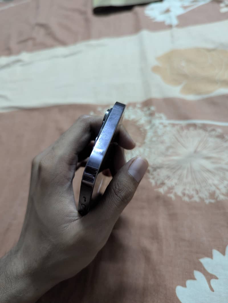Apple iPhone 14 Pro 10