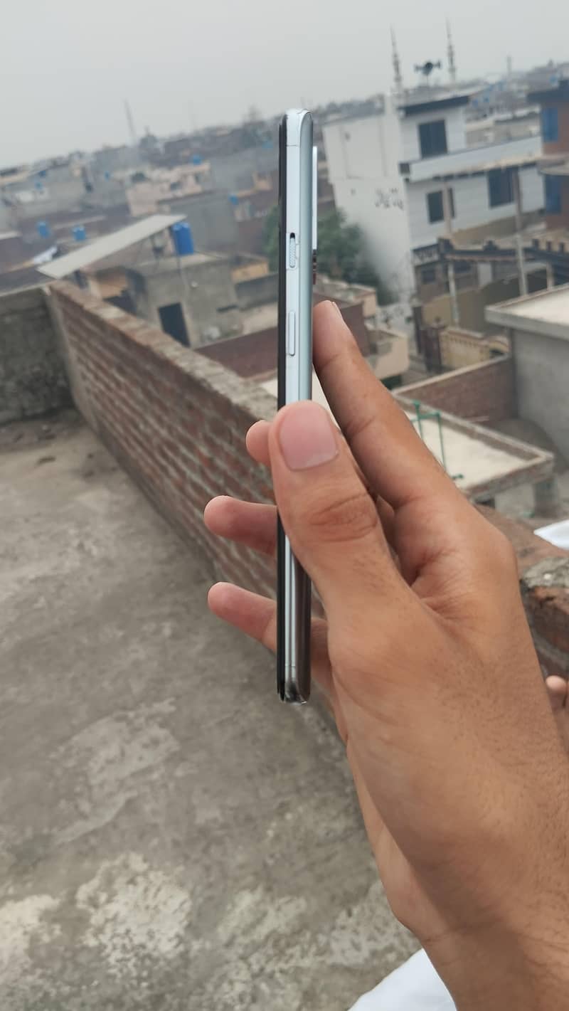 One Plus 8T 1