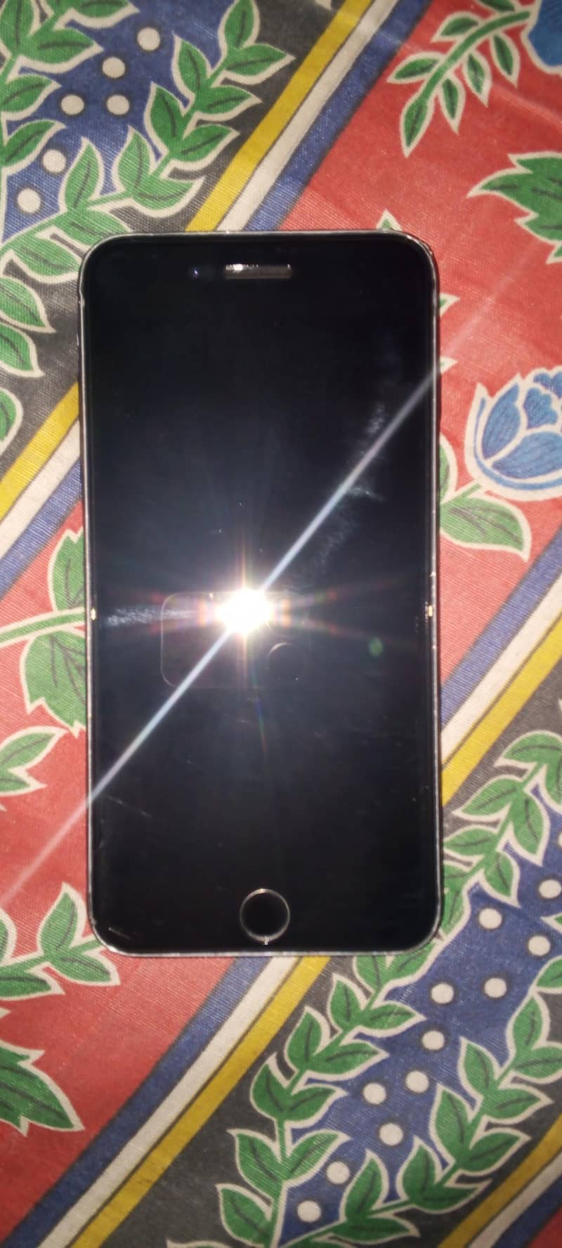 Apple iPhone 7 Plus 2