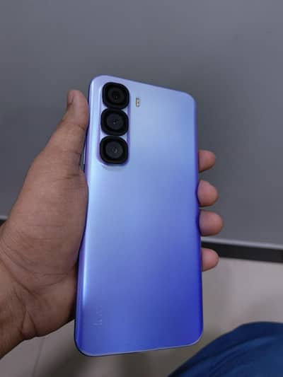 Infinix Hot 60 pro plus with box charger | 1 day used | No exchange
