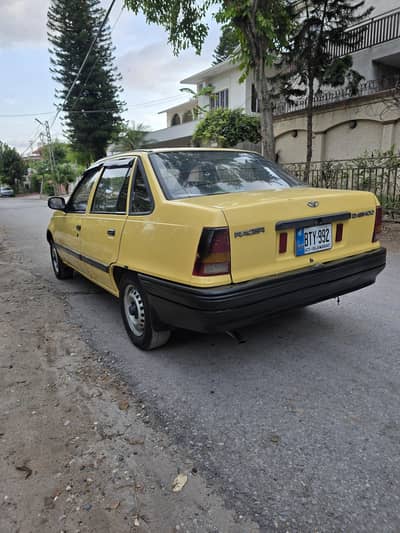 daewoo Racer