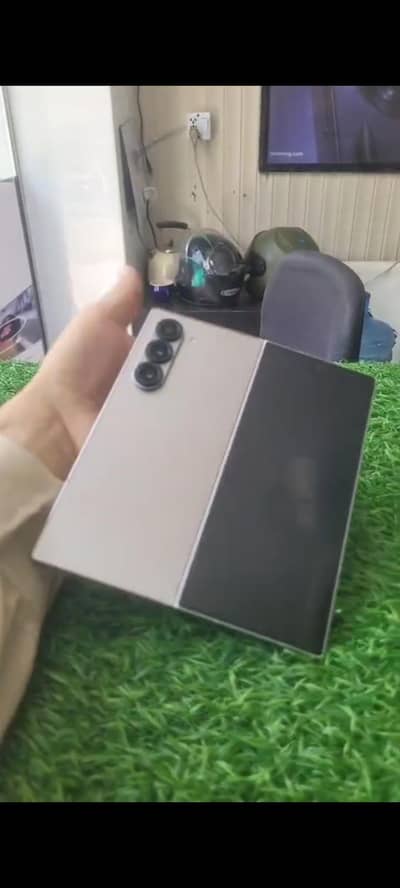 Samsung Mobile Z Fold 6