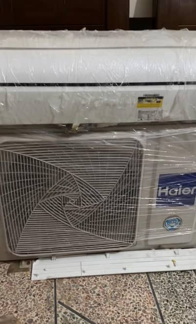 10/10 Haier new Ac Dc/inverter
