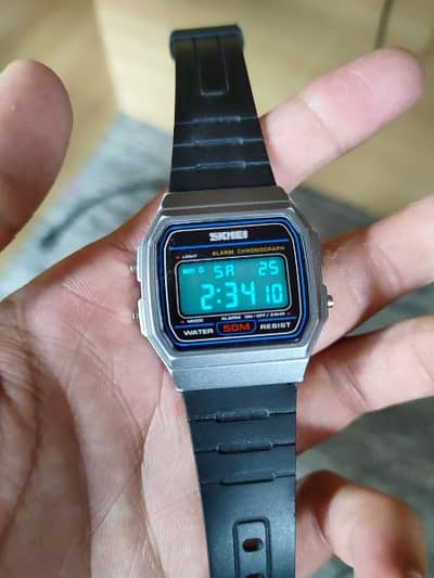 SKMEI 1412 Digital Watch – Slightly Used (9.5/10 Condition)