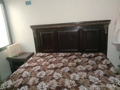 bed and dressing