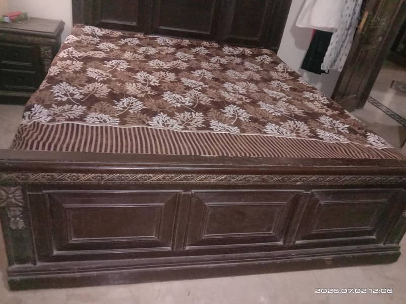 bed and dressing 1