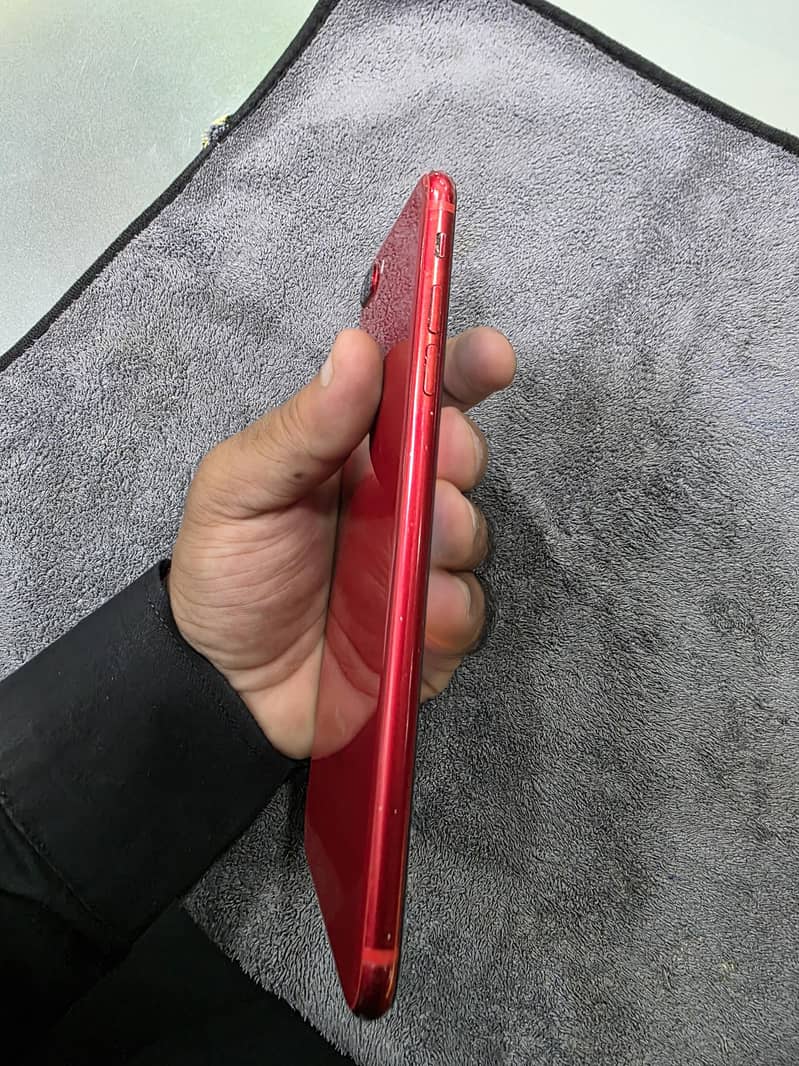 Apple iPhone 8 Plus 2