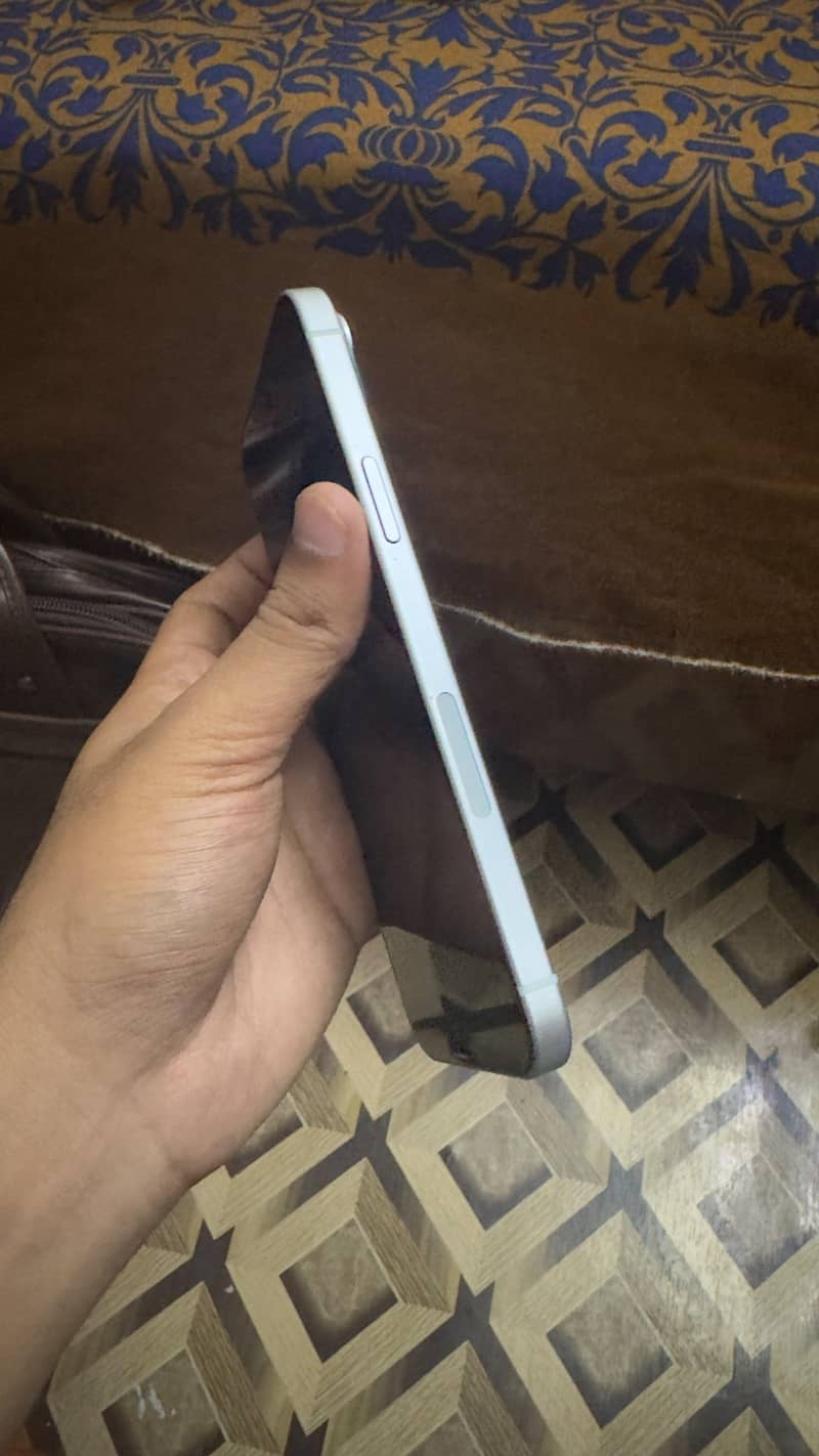 iPhone 15plus 2