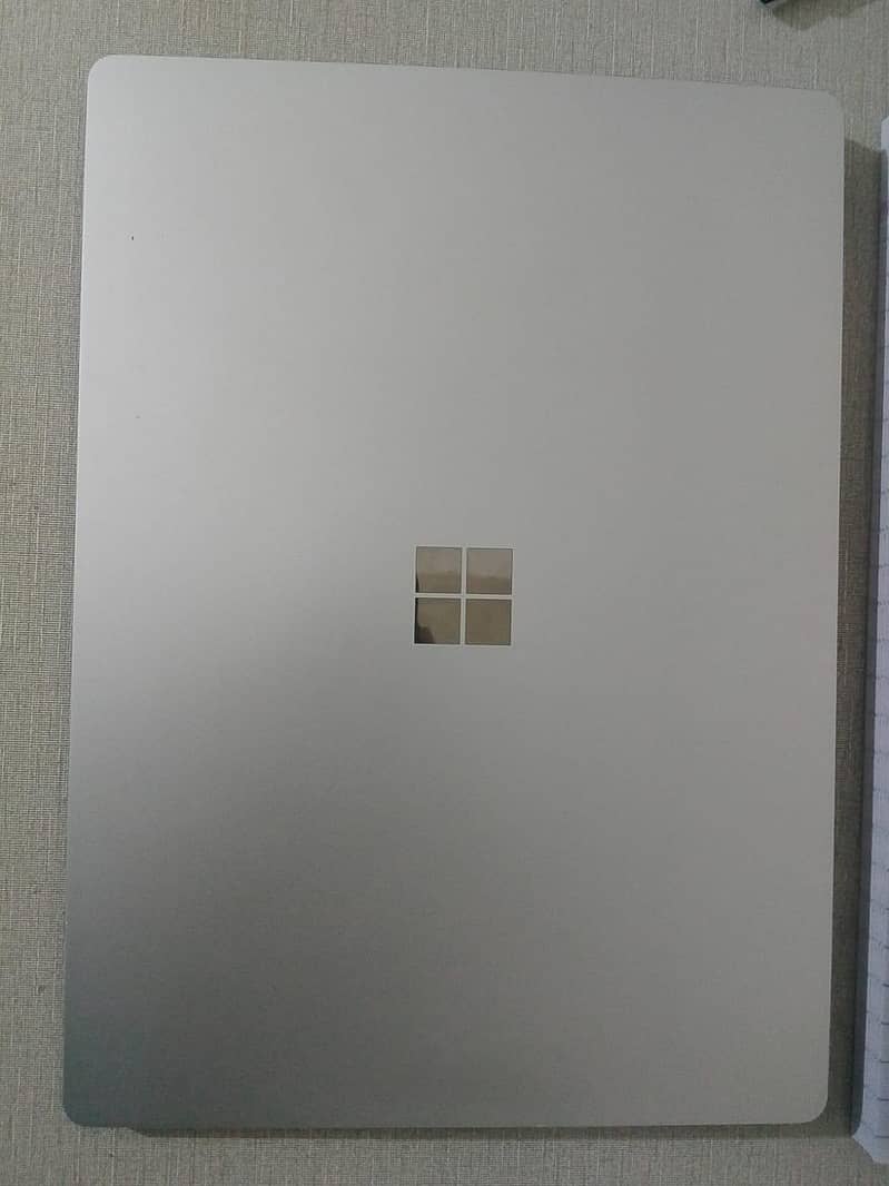 Microsoft Surface Laptop 4 0
