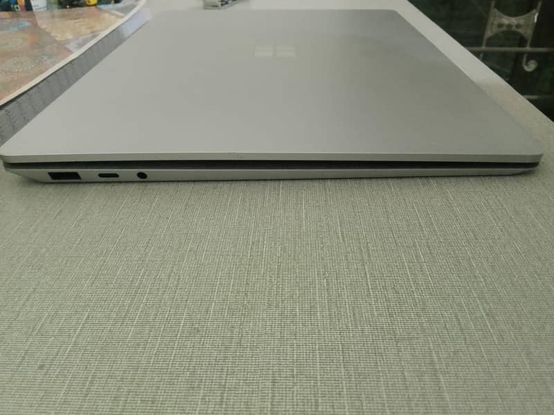 Microsoft Surface Laptop 4 2
