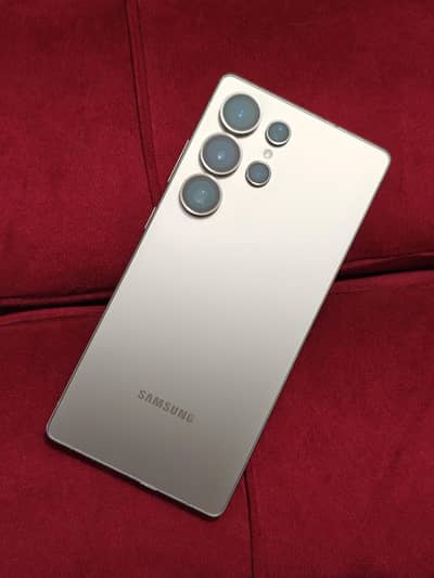 Samsung S25 Ultra Natural Titanium Like New