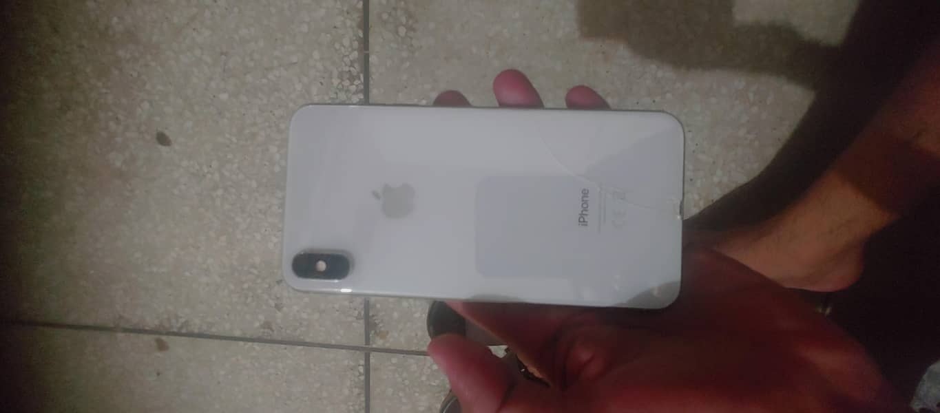 iPhone XS Max 5