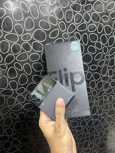 Samsung Galaxy Z Flip 4