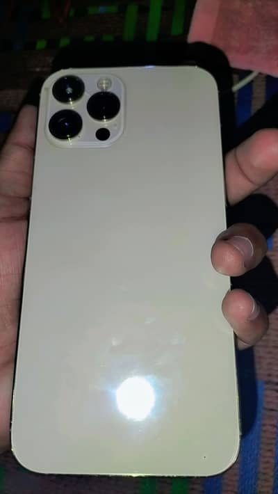12 pro max 256gb non PTA battery 77%