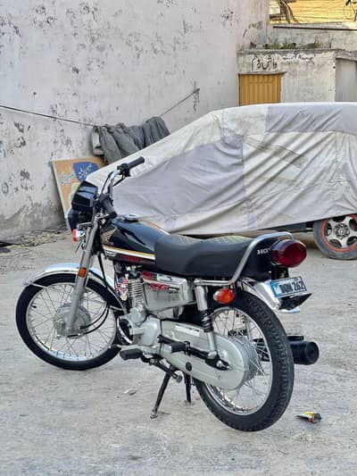 Honda 125 2025 model Islamabad number self start