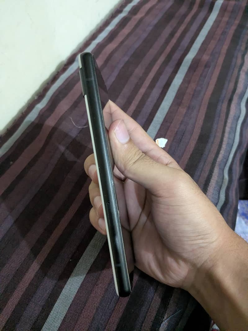 google pixel 6a 3