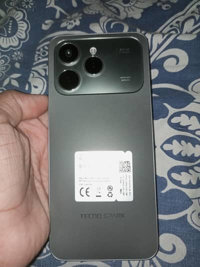Techno spark 40 6/128 gb 10/100 condition