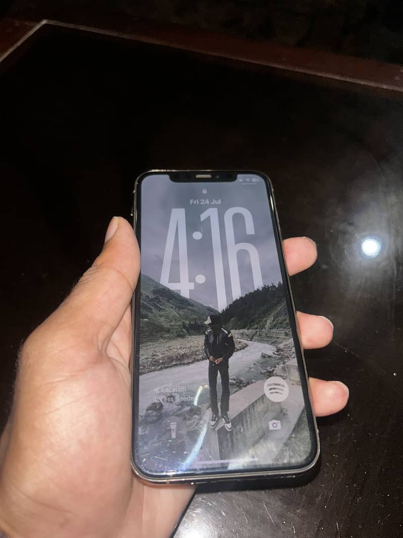 Apple iPhone 11 Pro 2