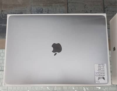Mackbook book air M1