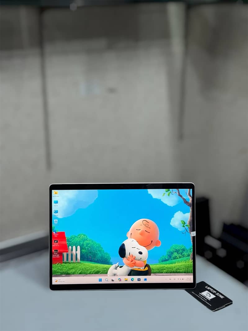 Surface Pro 8  0