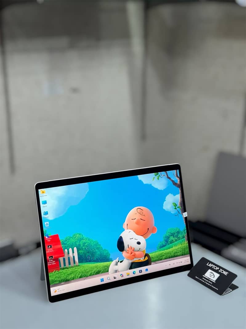 Surface Pro 8  1