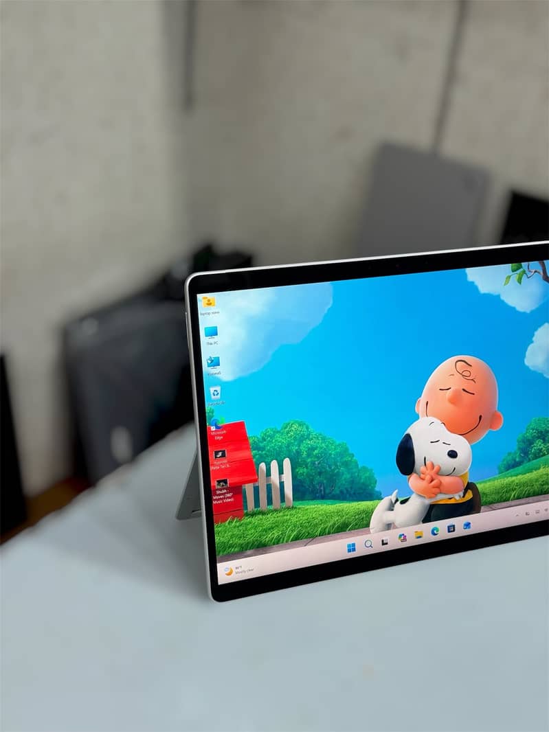 Surface Pro 8  2