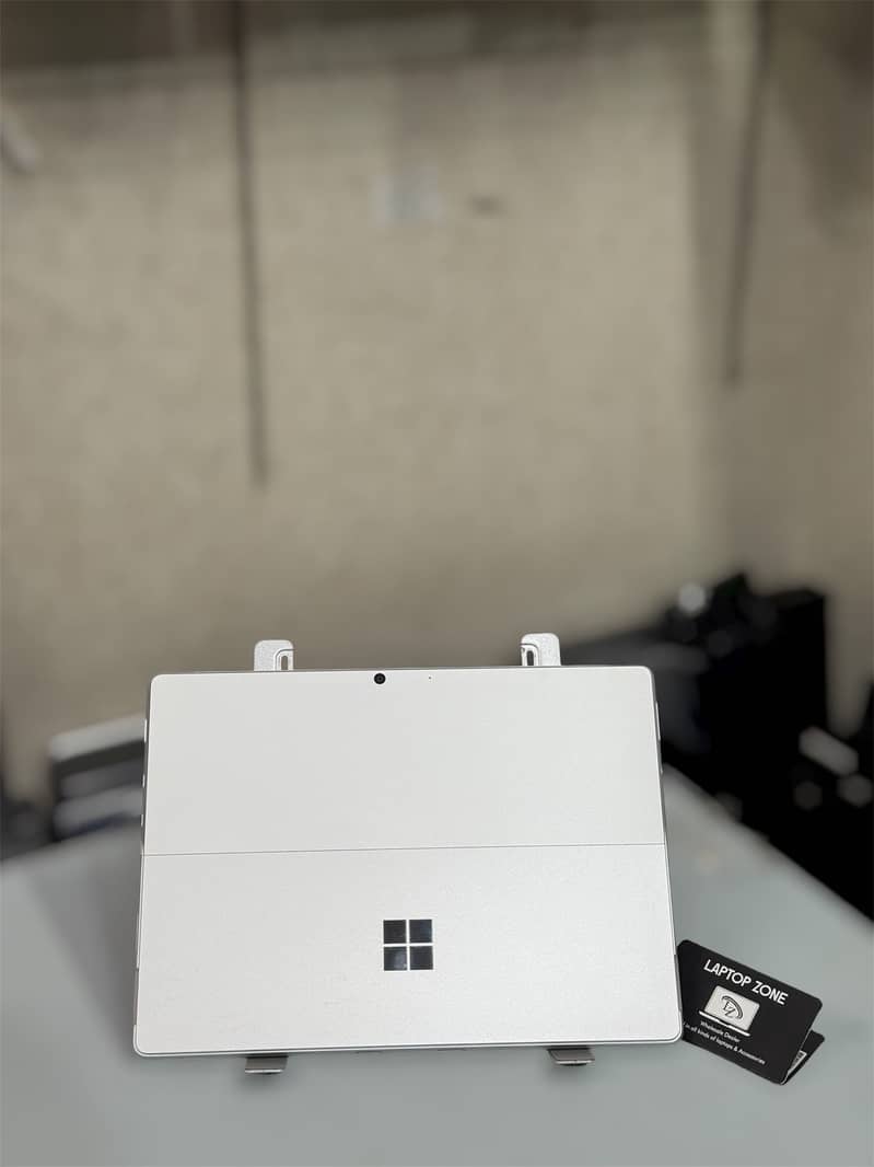 Surface Pro 8  6