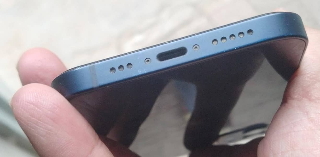 Apple iPhone 12 5