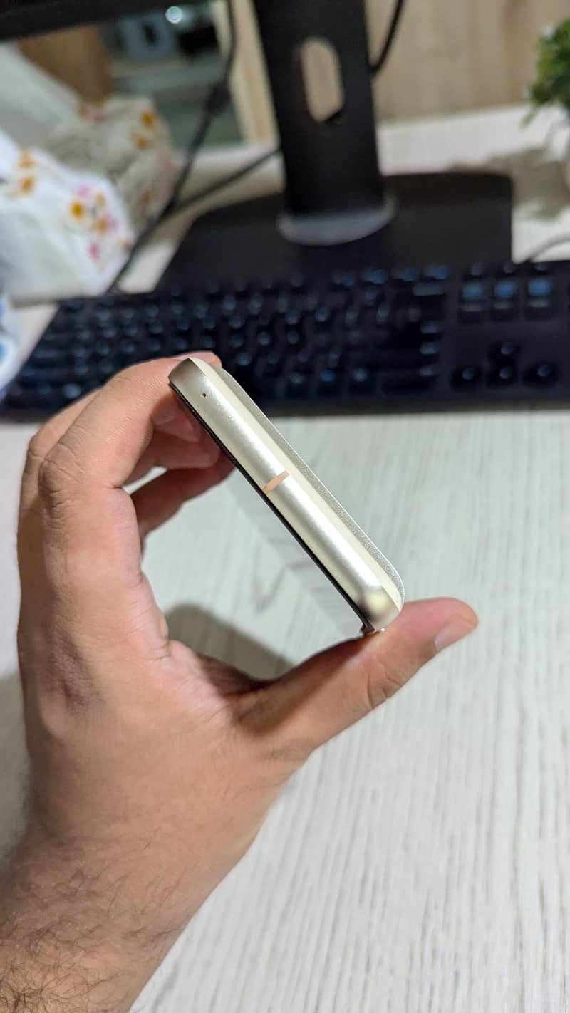 Google Pixel 8 3