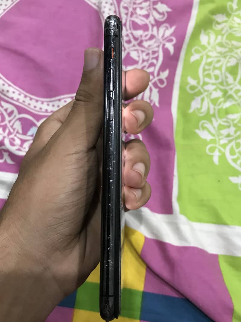 Apple iPhone X 1