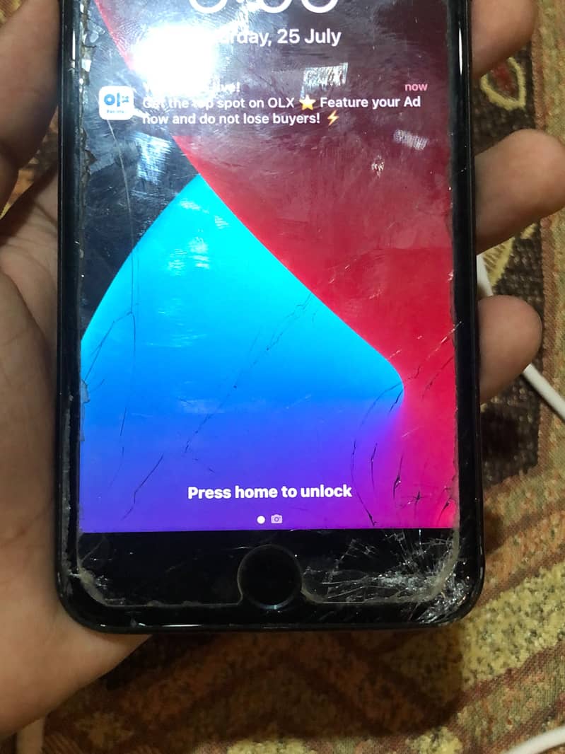 Apple iPhone 7 Plus 4