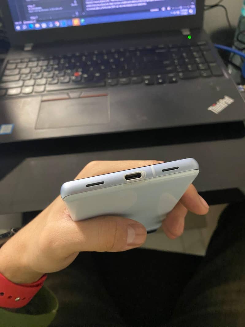 Google Pixel 7a 2