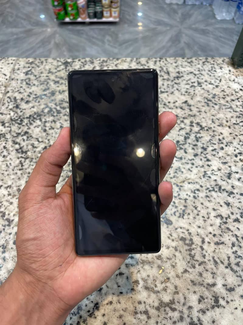 Google Pixel 7a 5