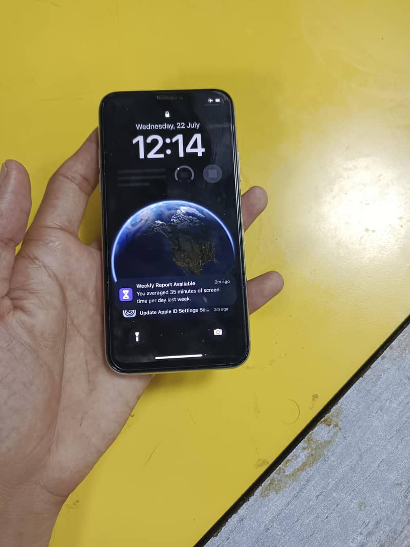 Apple iPhone X 0