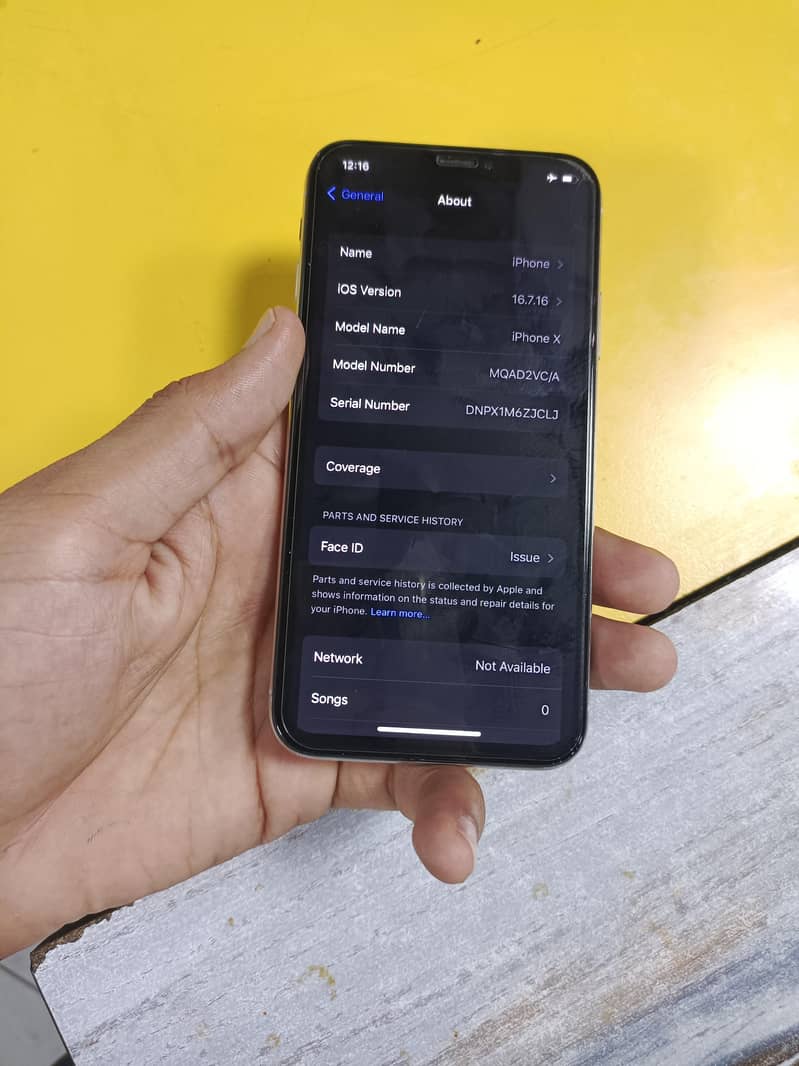Apple iPhone X 3