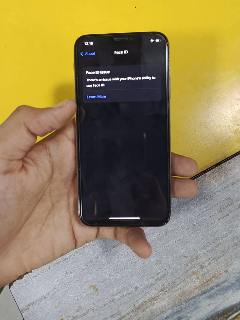 Apple iPhone X 8