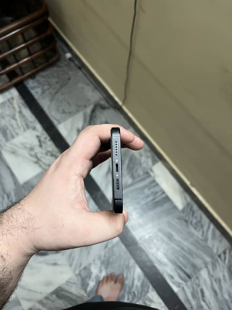 14 Pro Max 2