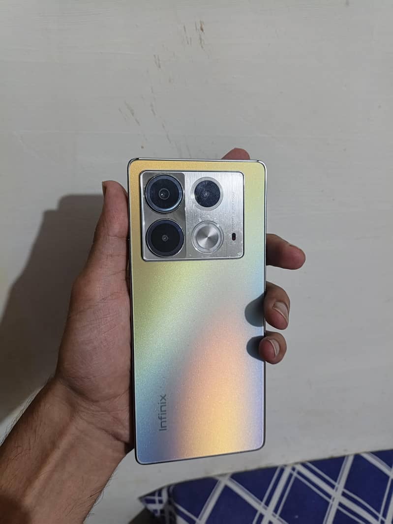 Infinix Note 40 2